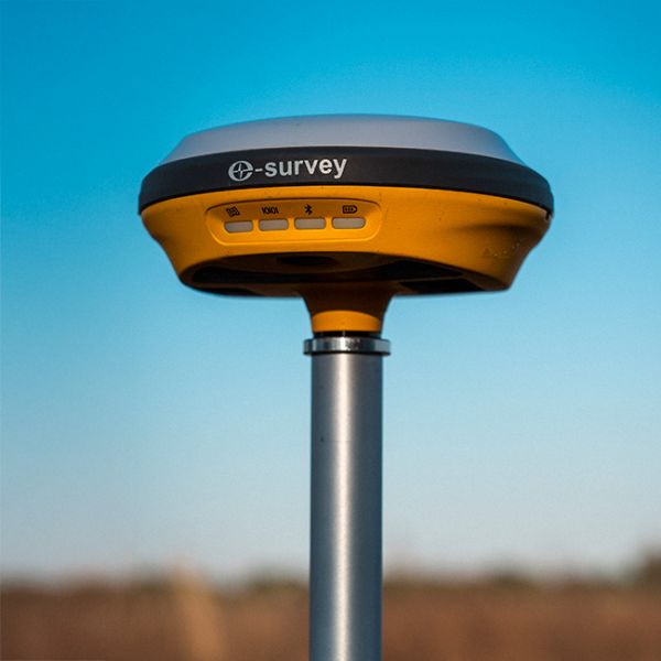 Receptor GNSS RTK E100 IMU con SurPad 4.2