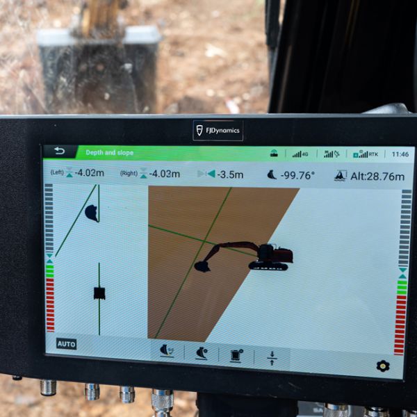 3D excavator grade control system FJ Dynamics