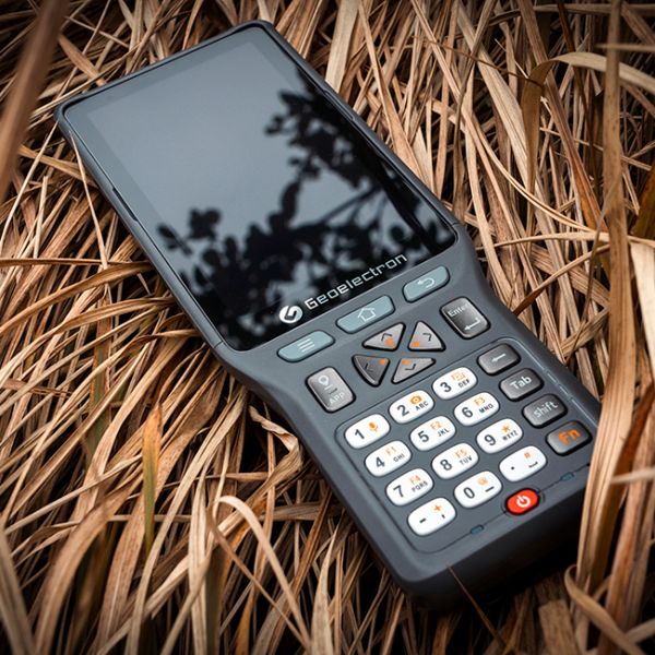 Controlador geodésico profesional P9IV
